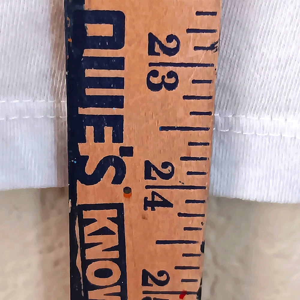 Hello Kitty Ringer Tee Short Slv Jr XL - Picture 6 of 8